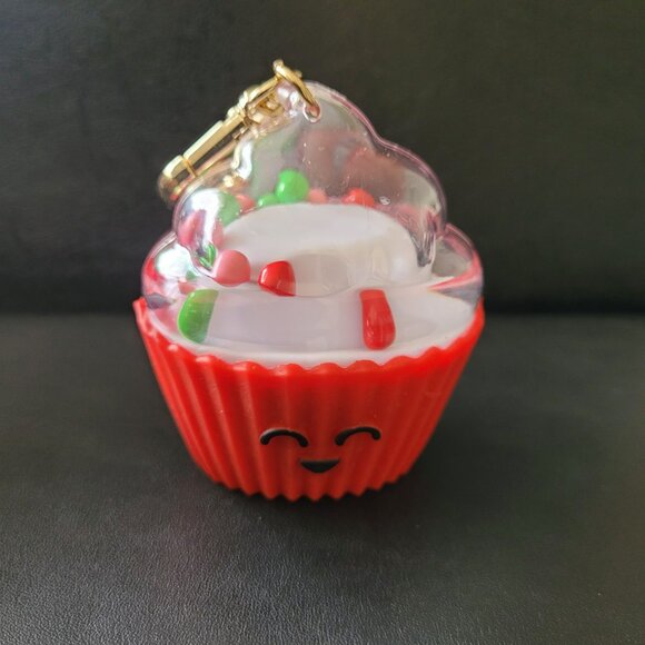 Bath & Body Works CUPCAKE Red Pocket Holder Keychain - Picture 2 of 8